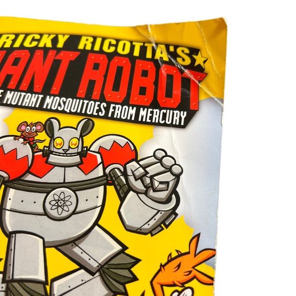 Scholastic Book Set Of 2 Elementary Level Books Ricky Ricotta Robots‎ & Scooters - Picture 6 of 14